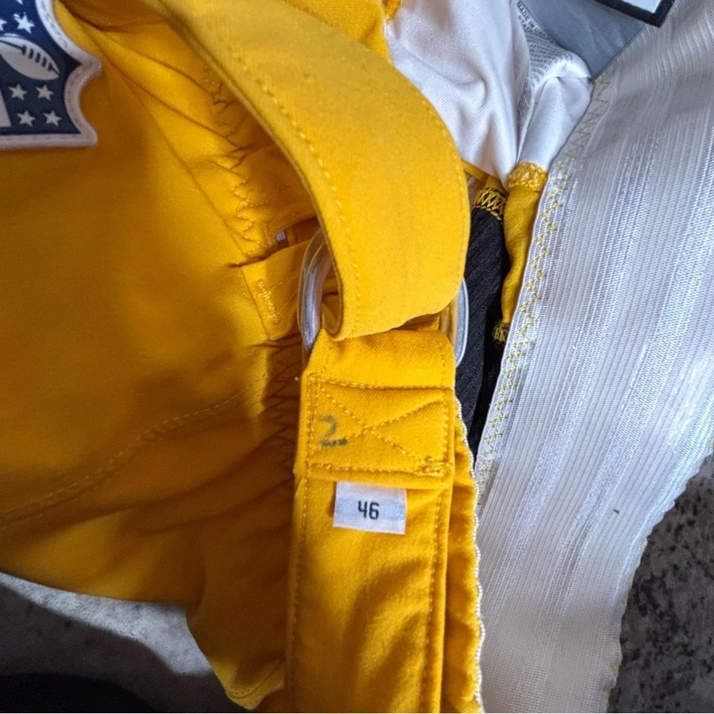 Nike NFL On Field Football Game Pants Yellow Gold Black Men’s 34 Short